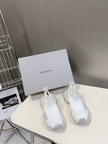 Picture of Balenciaga Shoes Women _SKUfw141744839fw